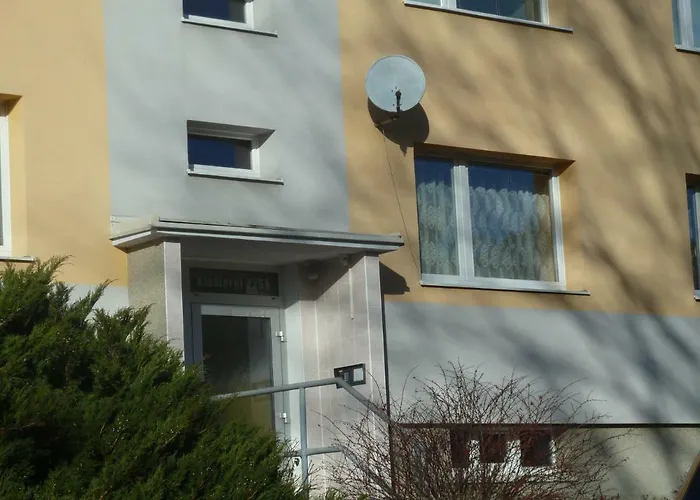 Klasterni *